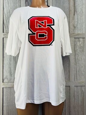 Head White Short-Sleeve Tee with Red NC Graphic